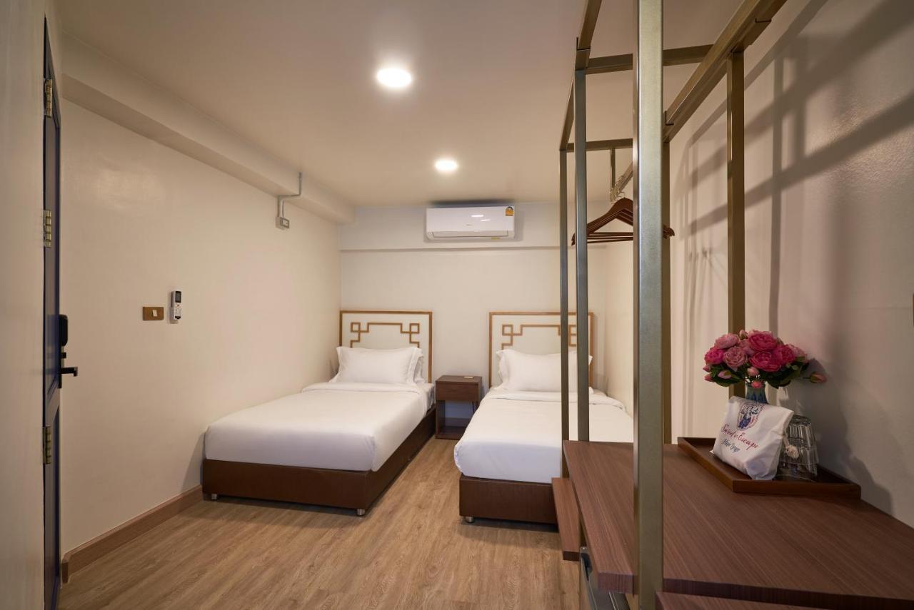 Sweet's Escape Hotel Bangkok Buitenkant foto